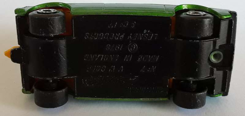 MATCHBOX Lesney Superfast #7 VW Golf 1978 VINTAGE Model England Vintage VOLKSWAGEN ( 2 SURFBOARDS )