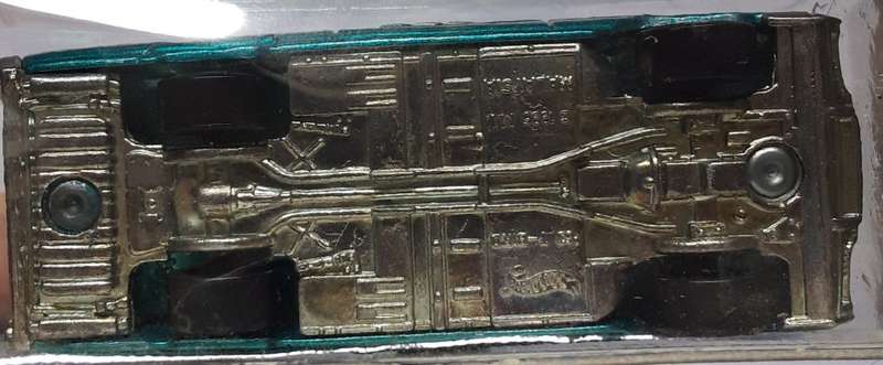 Hot Wheels 1963 Ford Thunderbird Made in 1998 Matchbox Scale Model Metal Base HOTWHEELS
