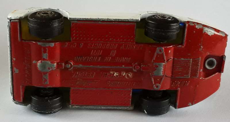 MATCHBOX Lesney Superfast #46 Stretcha Fetcha Ambulance MADE IN ENGLAND Vintage