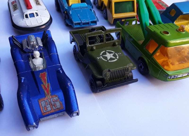 MATCHBOX & Corgi Juniors Lot of 18 ALL made in England Vintage Model Cars
