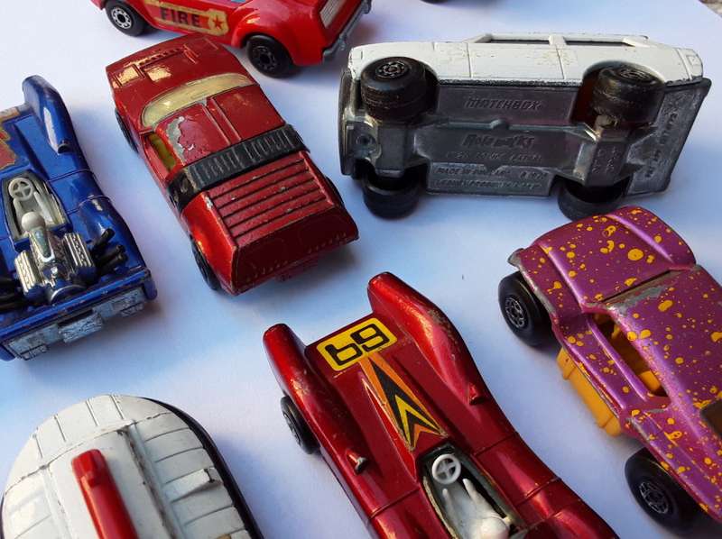 MATCHBOX & Corgi Juniors Lot of 18 ALL made in England Vintage Model Cars