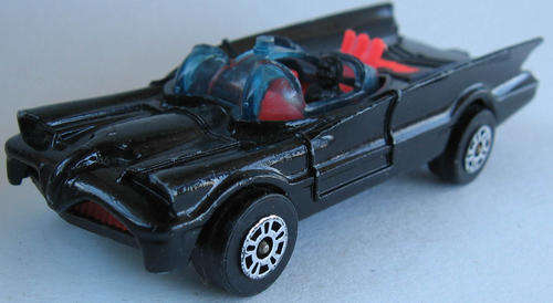 Corgi Juniors Whizzwheels BATMOBILE - 1976 - made in England - Vintage