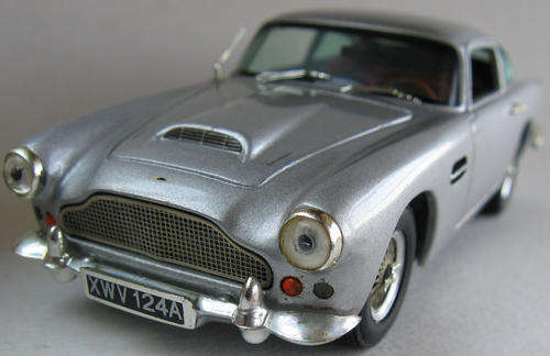BOXED DINKY Matchbox Collectibles DY B06 1962 Aston Martin DB 4 - 1:43 SCALE DIE CAST