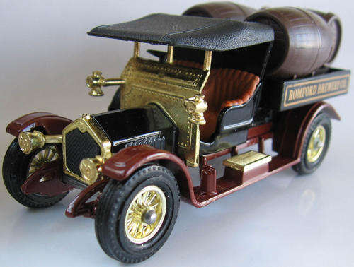 BOXED MATCHBOX Lesney Models Of Yesteryear LIMITED EDITION Y-26 1918 Crossley Beer Lorry