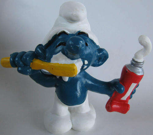 TOOTHPASTE SMURF SMURFS 1979 Peyo Schleich vintage collectable toy FIGURE