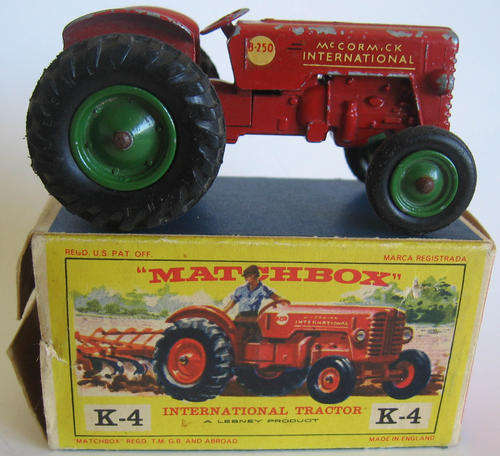 MATCHBOX Lesney 1-75 Series KING SIZE K-4 International Tractor 1962 Vintage FARM MODEL