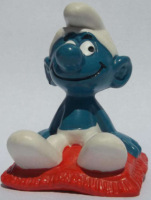 SITTING SMURF Smurf 1975 SMURFS - Peyo Schleich vintage collectable toy FIGURE