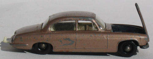 Matchbox LESNEY 1-75 Series #28 JAGUAR MK 10 (44 Years Old) 1965 Die Cast