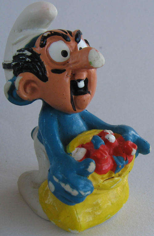 MASKED GARGAMEL SMURF SMURF 1984 SMURFS -  Peyo Schleich vintage collectable toy FIGURE