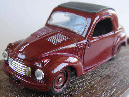 BOXED Brumm Fiat 500c Topolino HP 16.5 1949 - 1955 - made in Italy 1;43 Scale Die Cast Model