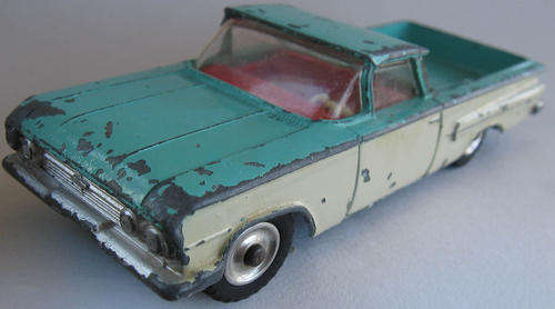 DINKY #449 Chevrolet El Camino Bakkie - 1961 - Made in England Solid Die Cast - BAKKIE VINTAGE