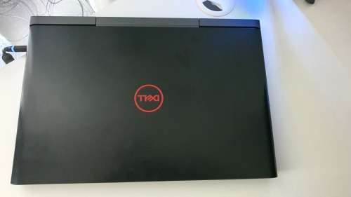 Dell Inspiron 15 7577 i7 7700HQ 15.6` GTX1050Ti Quad-Core 16GB DDR4 GAMING LAPTOP