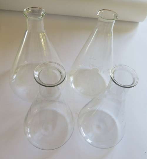 Science Flasks//4 Glass Science Flasks//Erlenmeyer Flasks