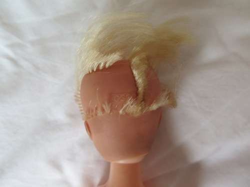 Vintage Sindy Dolls for parts X 2