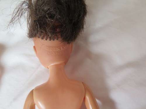 Vintage Sindy Dolls for parts X 2