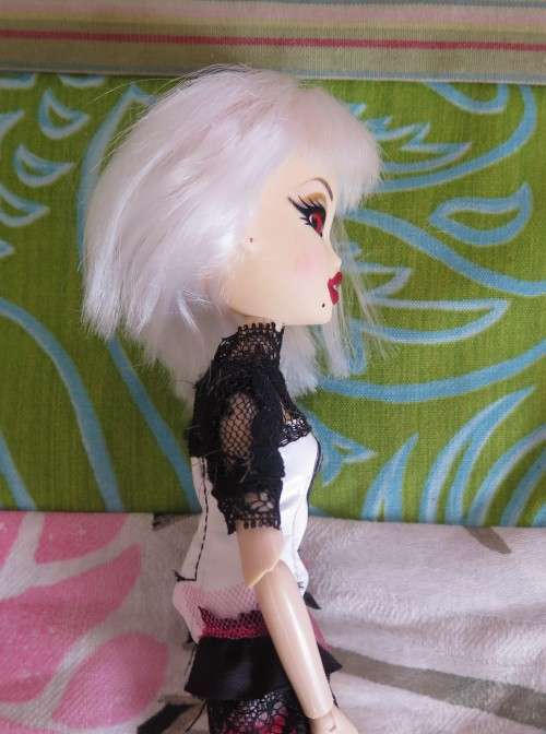 Bratz Bratzilla Jade J`Adore