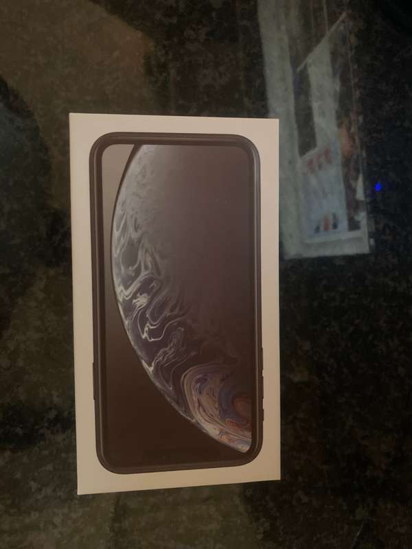 Apple iPhone XR 64GB NEW