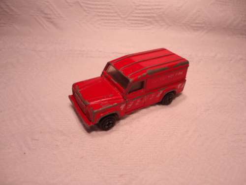 Corgi Junior - Land Rover - Defender  - 110 - Fire