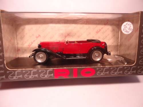 RIO # 4199 - Alfa Romeo 1750 Torpedo 1930 Rosso/Nero-