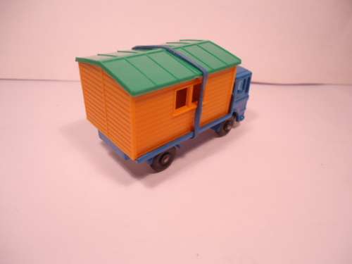 Matchbox Regular Wheels - # 60B - Leyland Truck with Site Office - BPW