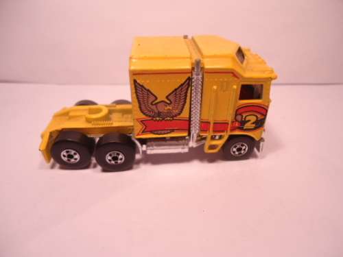 Hotwheels - # 3924 - 1982 - Thunder Roller Semi Truck- Made in Hong Kong