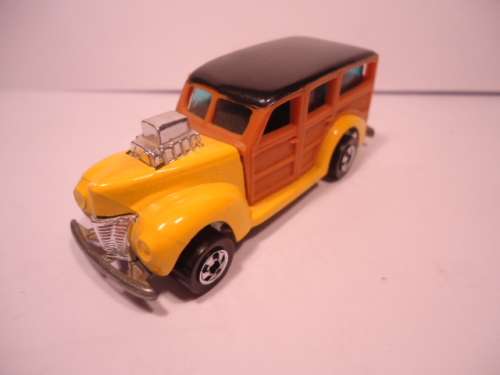 Hotwheels - # 2530 - 1986 - 40`s Woody - made in Malaysia