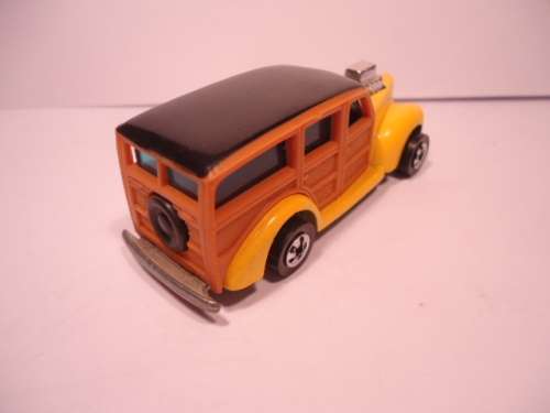 Hotwheels - # 2530 - 1986 - 40`s Woody - made in Malaysia