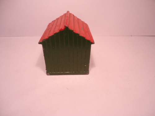 Britains - Dog Kennel - missing dog - # 5015