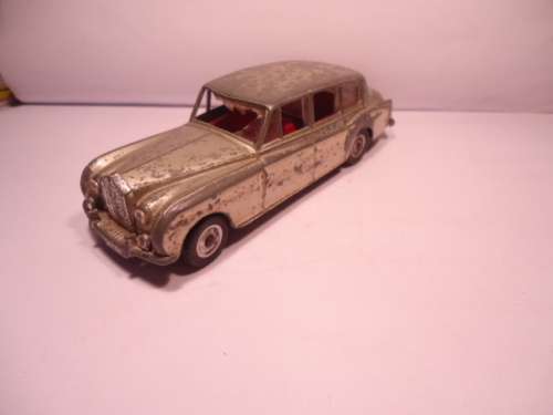 Dinky - # 198 - Rolls Royce Phantom V