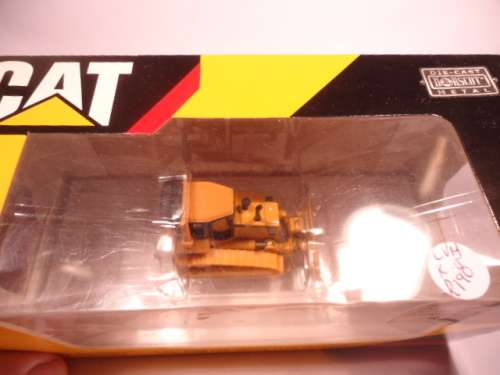 Norscot - # 55108 - CAT D5M LGP Track Type Tractor