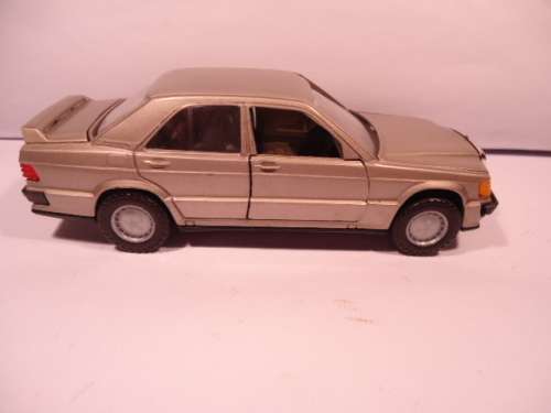 NZG - Mercedes Benz 190E 2.3-16 - 1/35 - No Macot - # 254