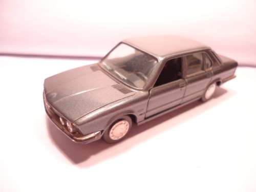 GAMA MINI - # 1149 - BMW 528i