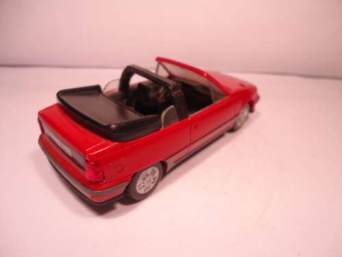 GAMA MINI - # 1135 - Opel Kadett GSi Cabrio