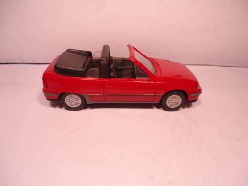 GAMA MINI - # 1135 - Opel Kadett GSi Cabrio
