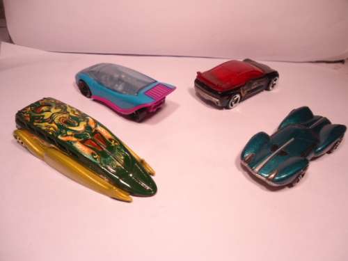 Hotwheels - Lot of 4 - Cars