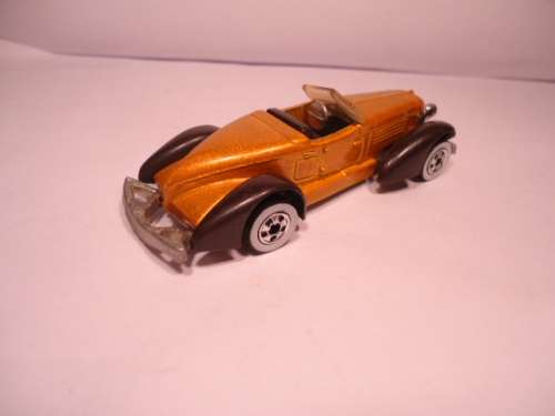 Hotwheels - # 2527 - Auburn 852 - white walls - 1982