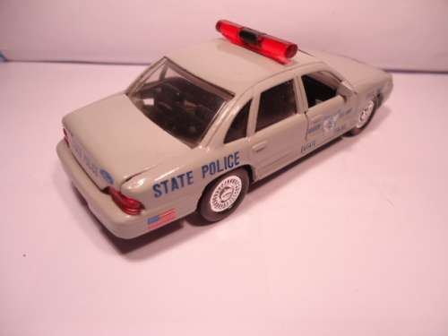 Road Champs - Ford Crown Victoria -  Rhode Island State Police