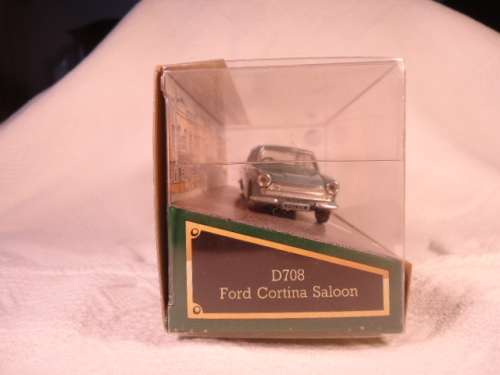 CORGI -- Ford Cortina Saloon  # D708