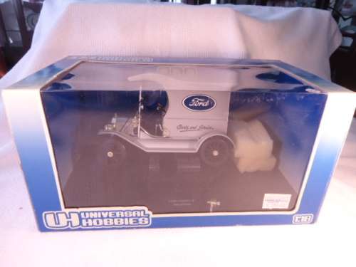 Universal Hobbies - Ford Model T Delivery (Ford)
