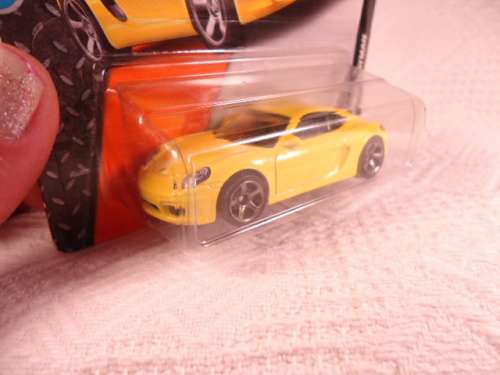 Matchbox - 14 Porsche Cayman - Adventure City  # 1