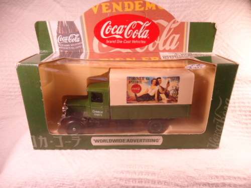 Days Gone Lledo - 1934 Mack Canvas Back Truck - Coca-Cola - # SL28000
