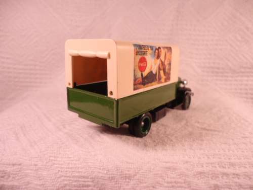 Days Gone Lledo - 1934 Mack Canvas Back Truck - Coca-Cola - # SL28000