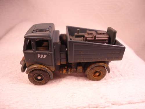 Corgi Junior - AEC Truck - RAF - Generator truck