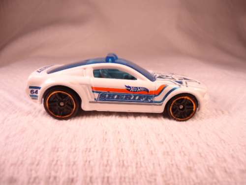 Hotwheels - Mustang GT Concept #64 - Sheriff - Malaysia - # C2709