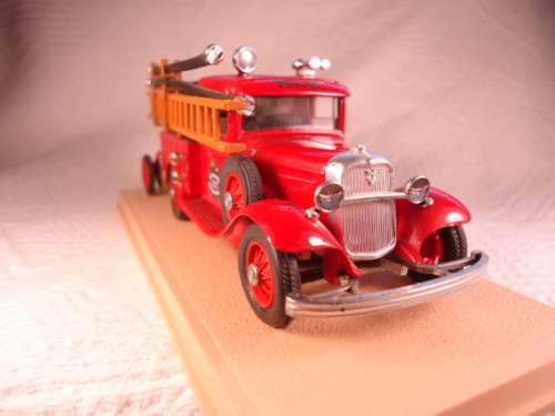 Eligor - Ford V8 Pompiers 1934  - # 1082