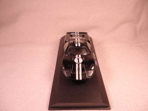 Unique Replicas - Ford GT40 nr.1