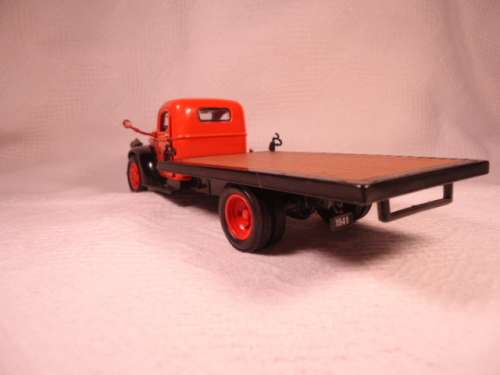 National Motor Museum - `41 Chevy Flatbed Truck `Ajax` + `32 Chevy Roadster Fire Chief Car - #T5420A