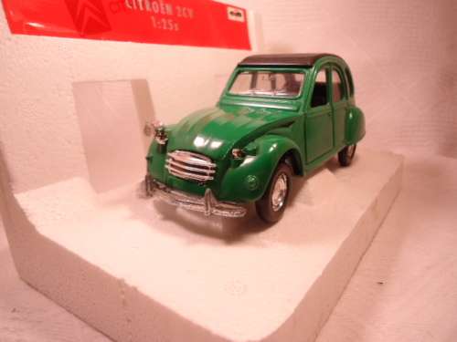 Tonka Polistil - Citroen 2CV - # 2240 - 1\25