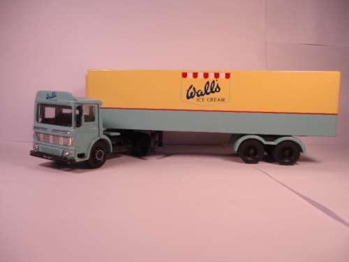 Corgi Classics - Wall`s AEC Refrigerated Box Trailor Set - Wall`s Ice Cream - # 21401
