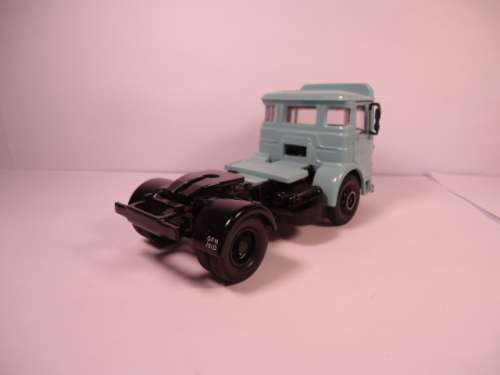Corgi Classics - Wall`s AEC Refrigerated Box Trailor Set - Wall`s Ice Cream - # 21401